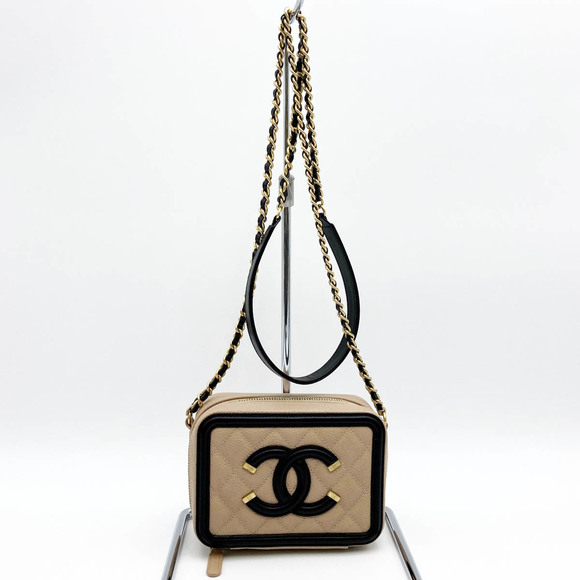 Chanel Filigree Beige Black Shoulder Caviar Bag Chain CC Skin Bicolor - Picture 1 of 10